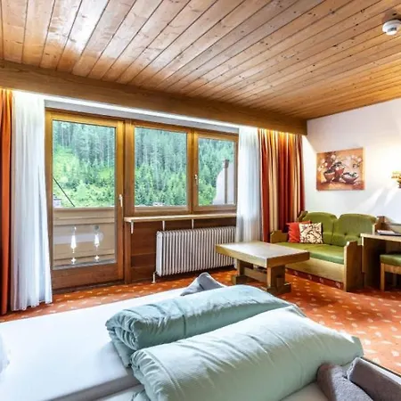 Szálloda Elisabeth 3*